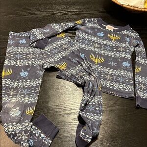 Hanna Andersson  Long Sleeve Hanukkah pajama set - Blue and Yellow